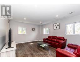 653 TALBOT STREET - 32