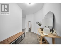 1001 - 330 RIDOUT STREET - 4