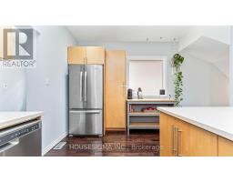 33 CARLTON AVENUE - 11