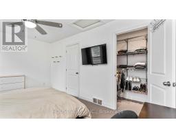 33 CARLTON AVENUE - 14