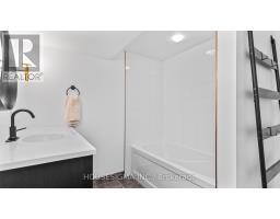 33 CARLTON AVENUE - 27