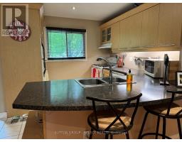 639 GRIFFITH STREET - 3
