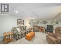 25 ABBOTT STREET - 24