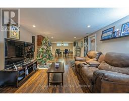 6 JOYCE STREET - 26