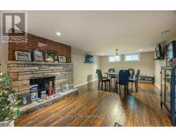 6 JOYCE STREET - 27