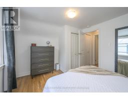 30 WALBROOK CRESCENT - 18