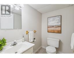 1514 STONEYBROOK CRESCENT - 39