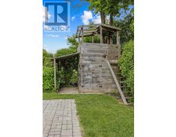 431 RIDOUT STREET S - 47