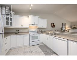 48 - 572 THISTLEWOOD DRIVE - 10