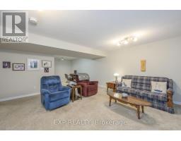 48 - 572 THISTLEWOOD DRIVE - 24