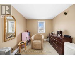892 LONDON ROAD - 22