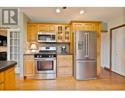 638 MIDDLEWOODS DRIVE - 13