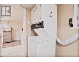 638 MIDDLEWOODS DRIVE - 34