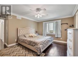 22 VILLAGE GATE CRESCENT - 19