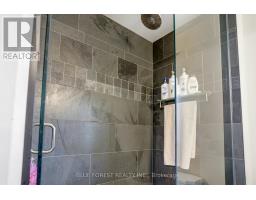 22 VILLAGE GATE CRESCENT - 22
