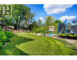 22 VILLAGE GATE CRESCENT - 38