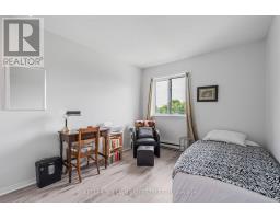 317 - 440 WELLINGTON STREET - 26