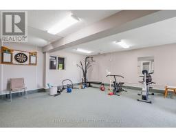 317 - 440 WELLINGTON STREET - 33