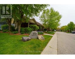 2 - 352 RIDOUT STREET S - 3