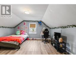 69 CONNAUGHT AVENUE - 26