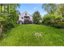 69 CONNAUGHT AVENUE - 32