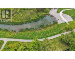 69 CONNAUGHT AVENUE - 37