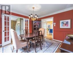 41 HAMPTON CRESCENT - 20
