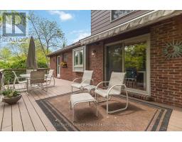 41 HAMPTON CRESCENT - 43