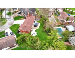 55 ST LAWRENCE PLACE - 8