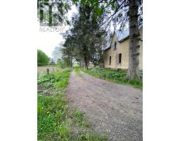 3573 PUTNAM ROAD - 16