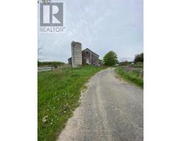 3573 PUTNAM ROAD - 9