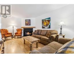 11 - 160 CONWAY DRIVE - 15