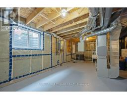 27 FOXTAIL LANE - 30