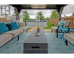 27 FOXTAIL LANE - 32