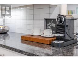 20 - 50 FIDDLERS GREEN ROAD - 23