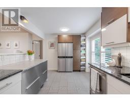 20 - 50 FIDDLERS GREEN ROAD - 26