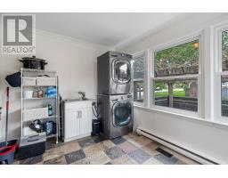 52 BEATTIE AVENUE - 16
