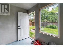 52 BEATTIE AVENUE - 42