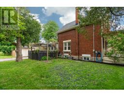 52 BEATTIE AVENUE - 44