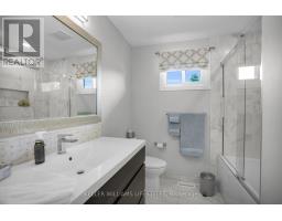 35 EDMUNDS CRESCENT - 20