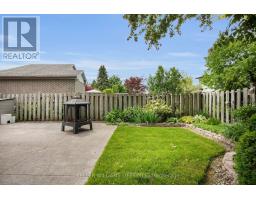 35 EDMUNDS CRESCENT - 42