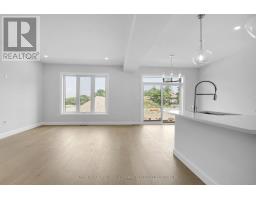 29 - 414 OLD WONDERLAND ROAD - 5