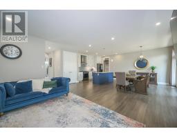 33 - 1061 EAGLETRACE DRIVE - 10
