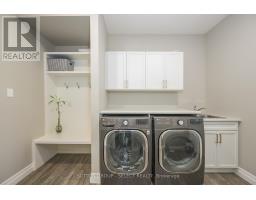 33 - 1061 EAGLETRACE DRIVE - 16