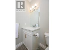 33 - 1061 EAGLETRACE DRIVE - 17