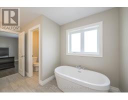 33 - 1061 EAGLETRACE DRIVE - 23