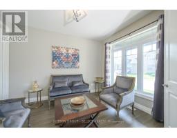 33 - 1061 EAGLETRACE DRIVE - 3