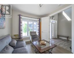 33 - 1061 EAGLETRACE DRIVE - 4