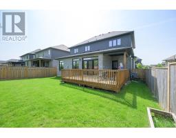 33 - 1061 EAGLETRACE DRIVE - 40