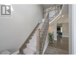 33 - 1061 EAGLETRACE DRIVE - 5